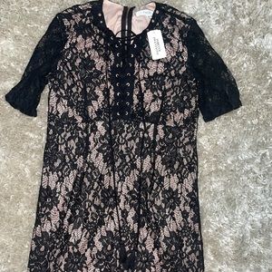 Women’s lace dress